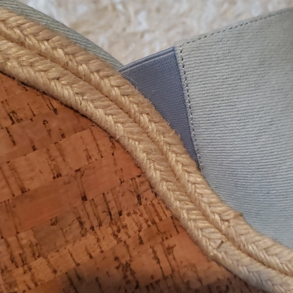 Charles David DENIM Light blue denim wedge - Picture 8 of 12